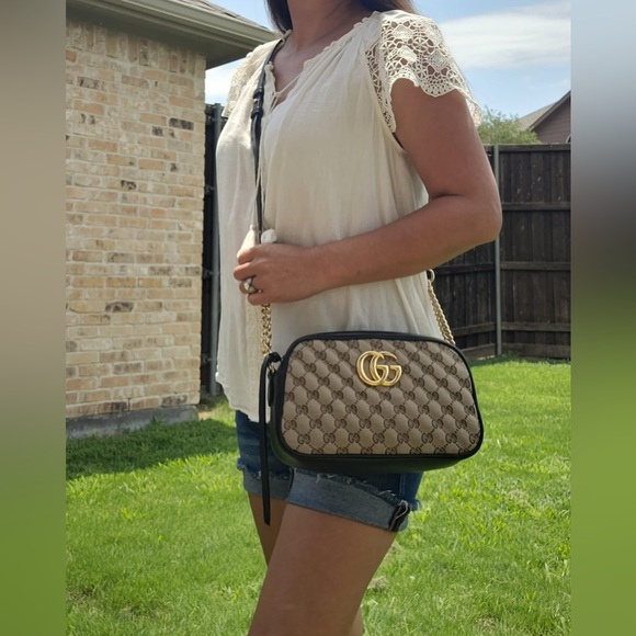 GUCCI GG Marmont Small Shoulder/Crossbody Bag